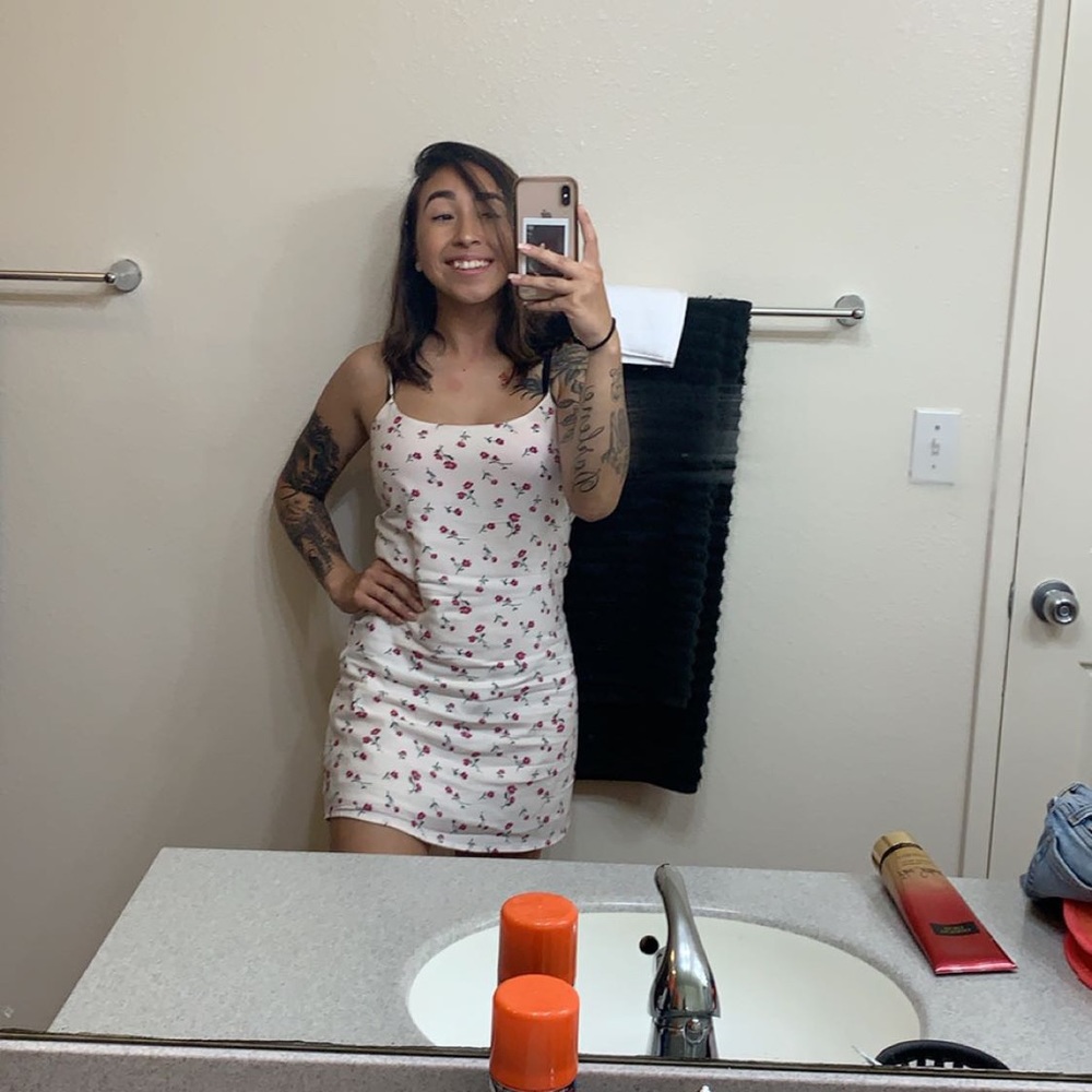 cute short flowy dress